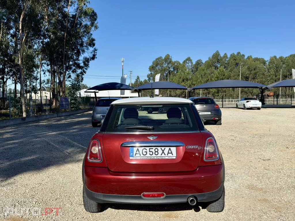 MINI Cooper D 110cv 