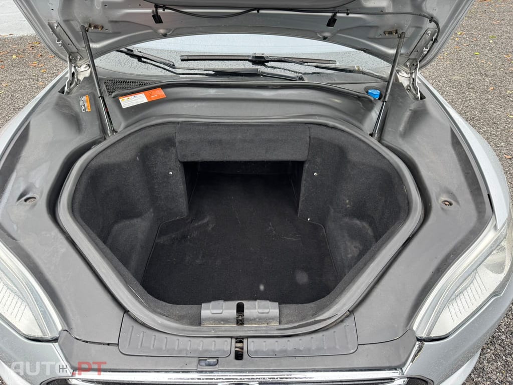 Tesla Model S 60D