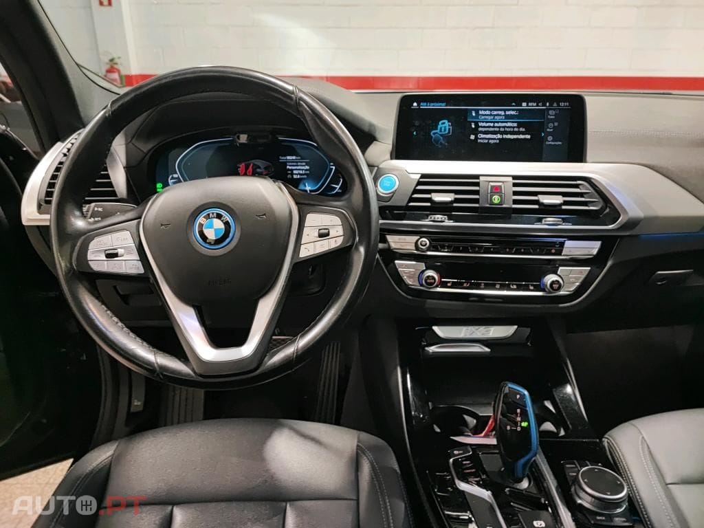 BMW iX3 Inspiring
