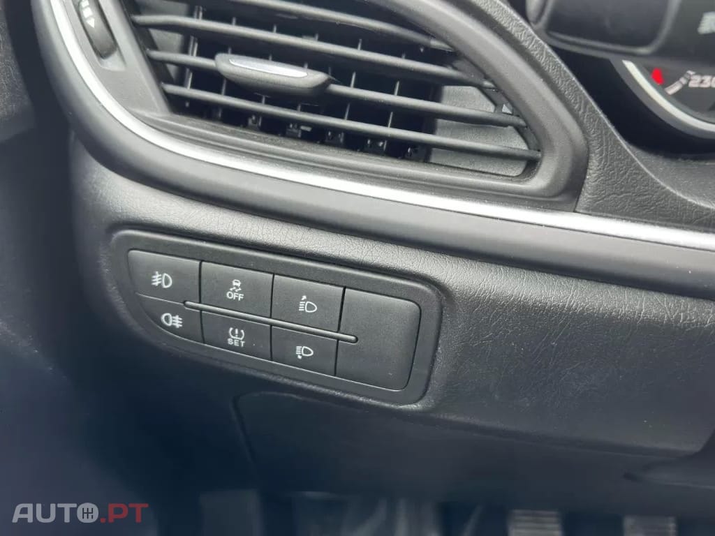 Fiat Tipo 1.3 M-Jet Lounge