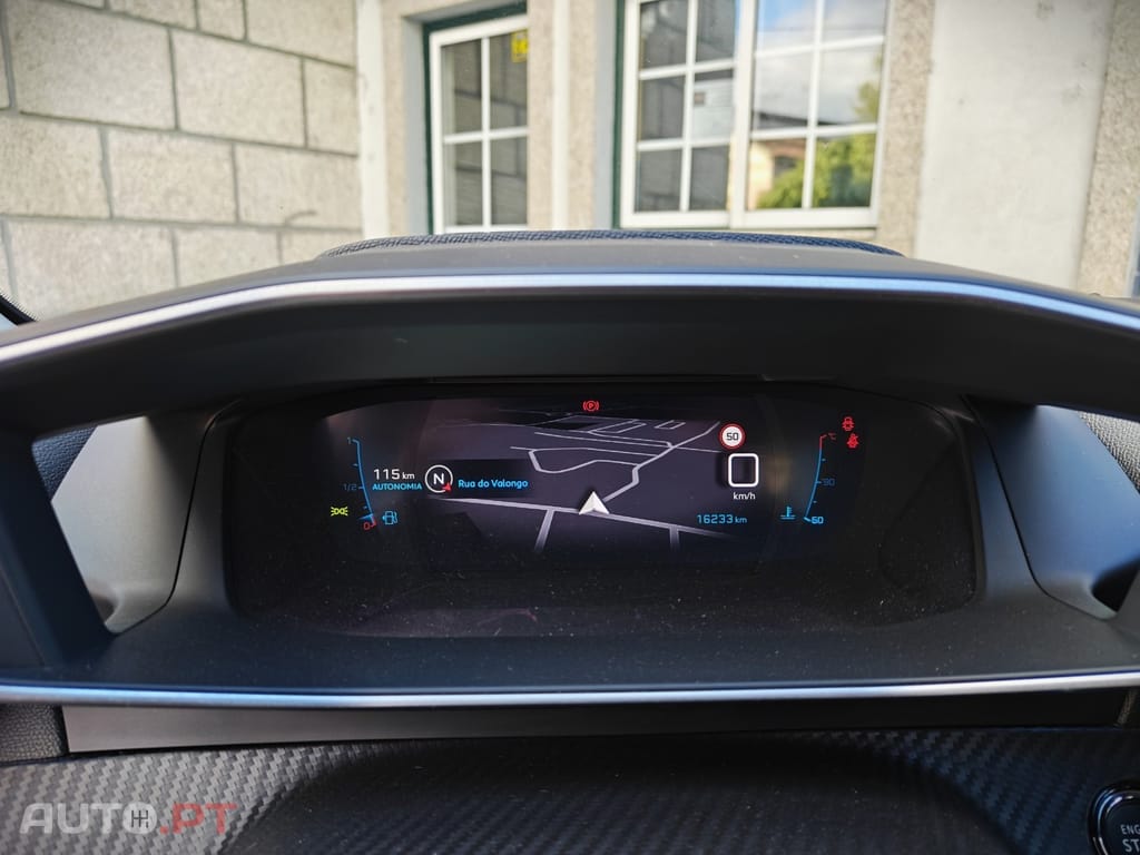 Peugeot 208 PureTech 100 Allure Pack