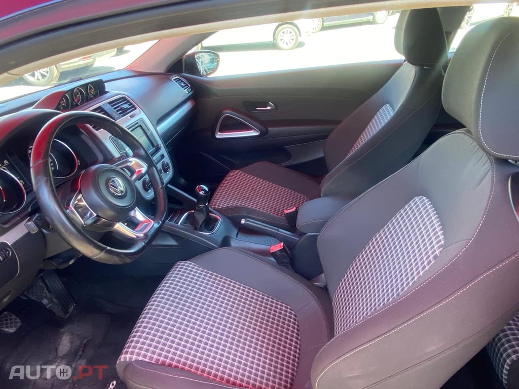 Volkswagen Scirocco 2.0 TDI Sport