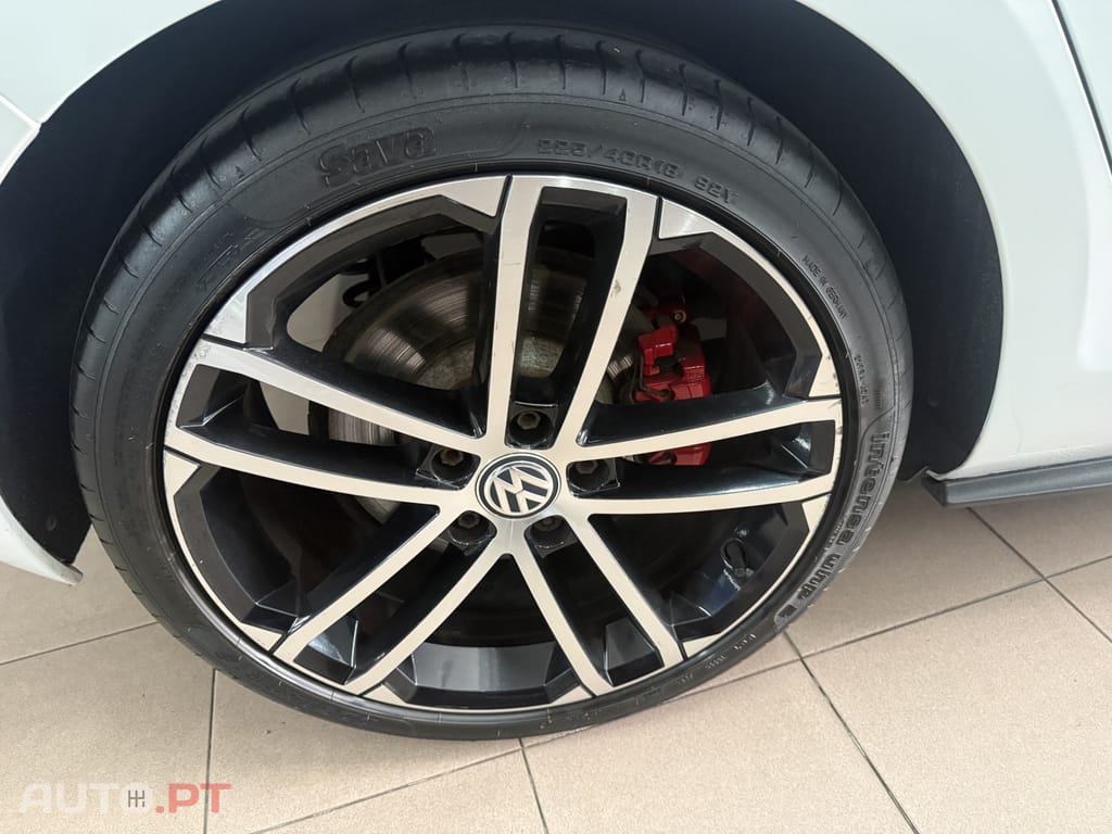 Volkswagen Golf 2.0 TDi GTD