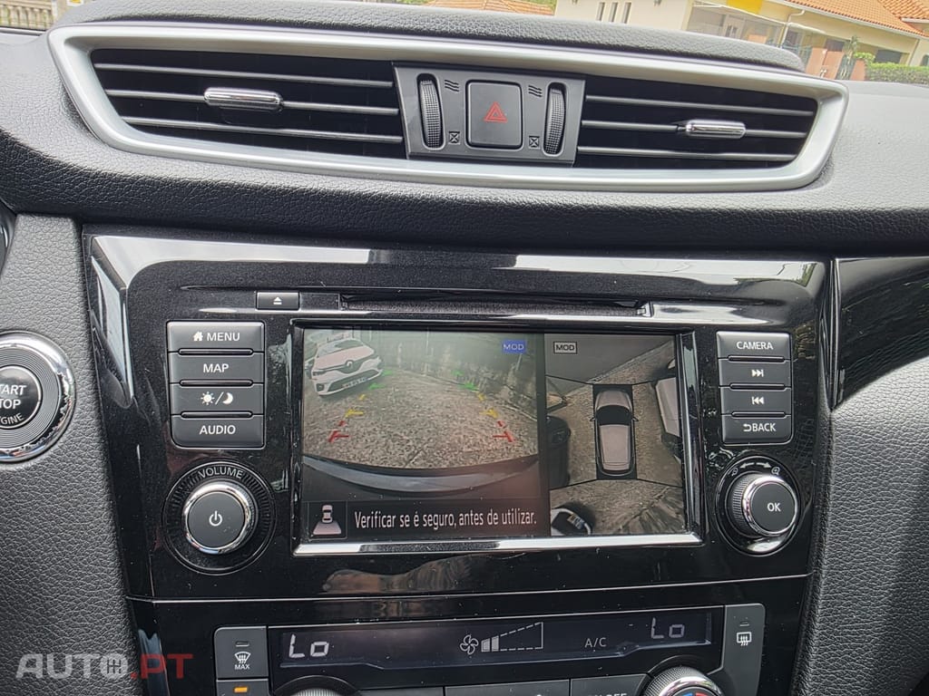 Nissan Qashqai 1.5 dCi N-Connecta J18