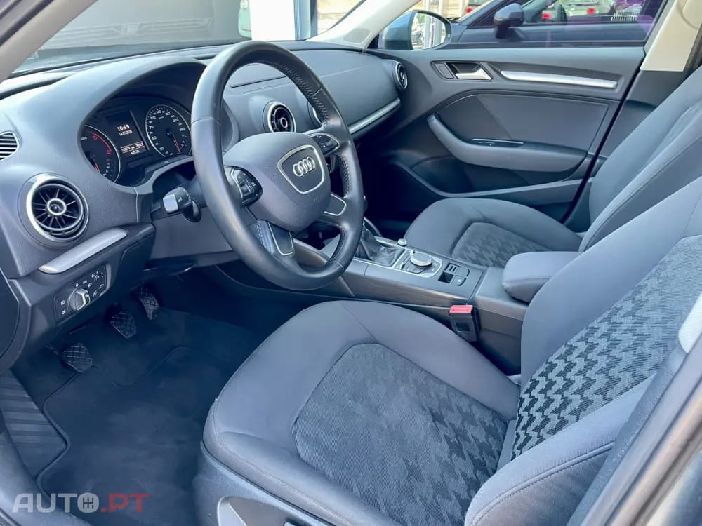 Audi A3 Sportback 1.6 TDI Attraction Ultra