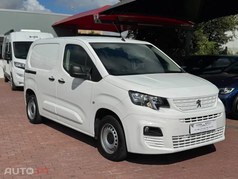 Peugeot Partner Outro