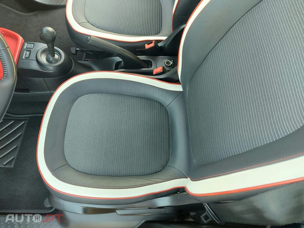 Renault Twingo 0.9 TCe Sport EDC