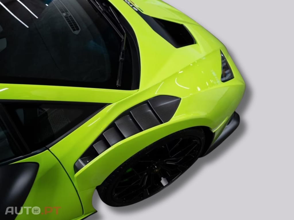 Lamborghini Huracán STO