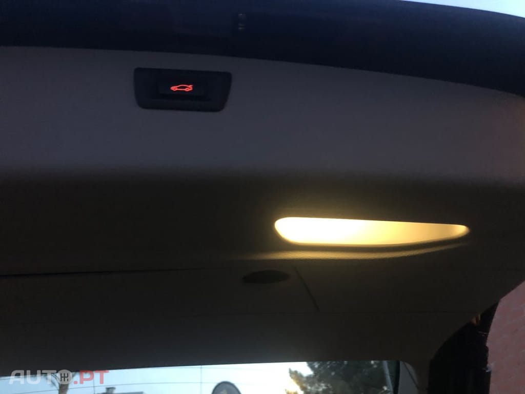 BMW 320 d Sport-Aut. Efficient Dynamics Edition Sport Line