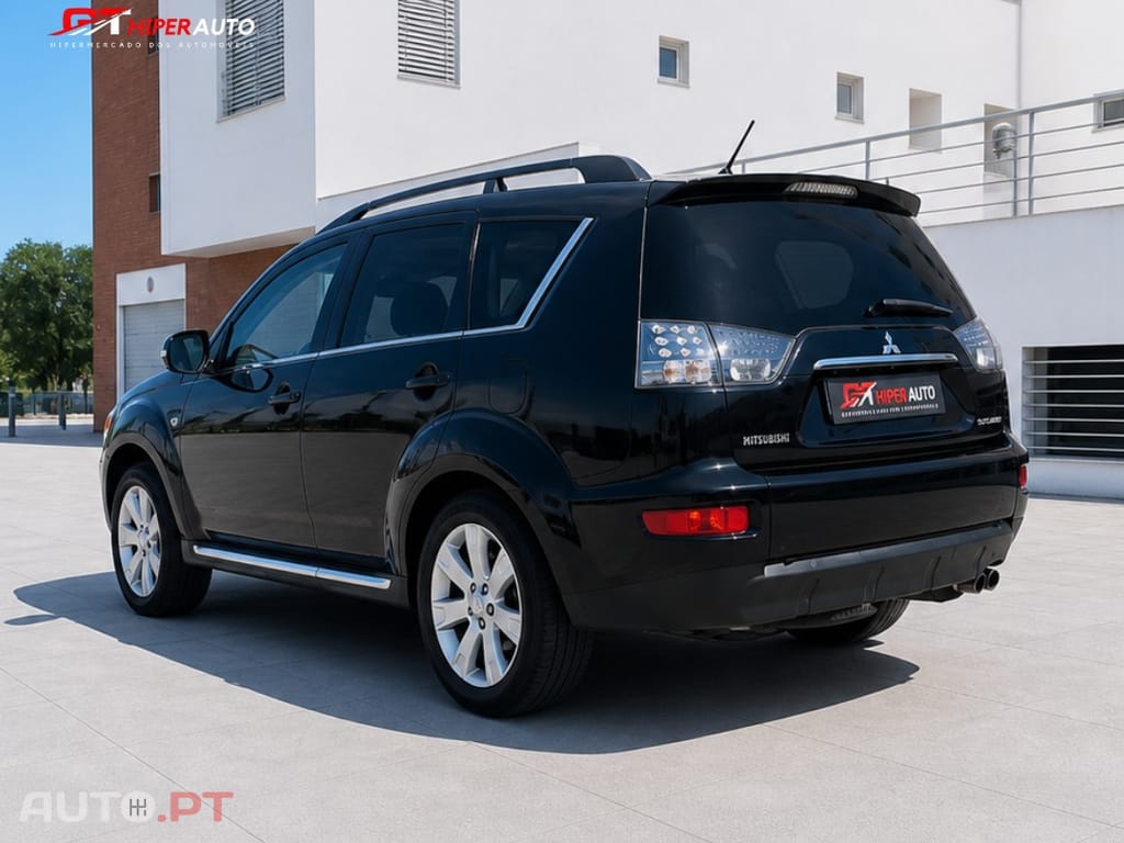 Mitsubishi Outlander 2.2 DI-D Instyle Navi