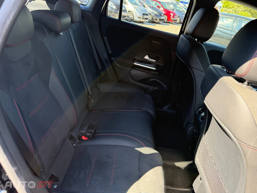 Mercedes-Benz GLA 250 e AMG Line