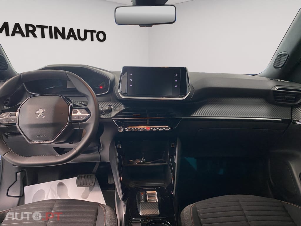 Peugeot E-2008 50 kWh Active Pack
