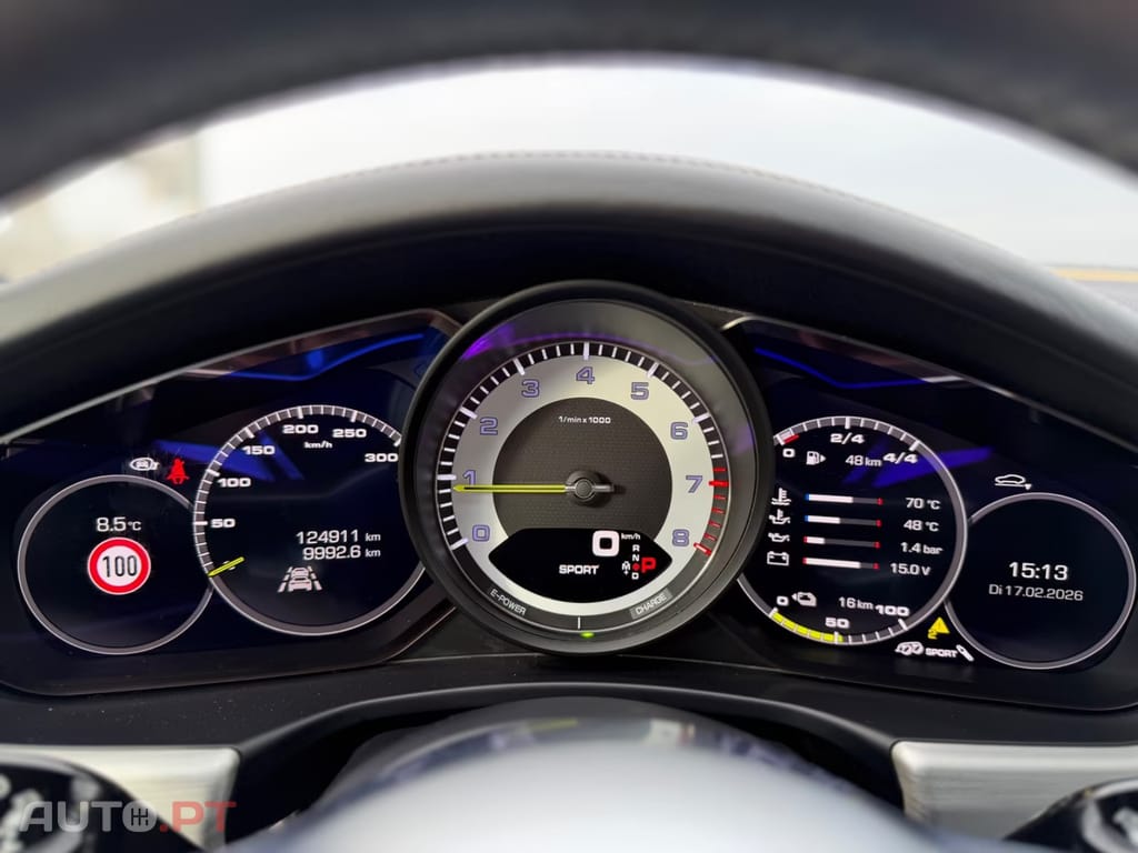 Porsche Panamera 4 E-Hybrid Sport