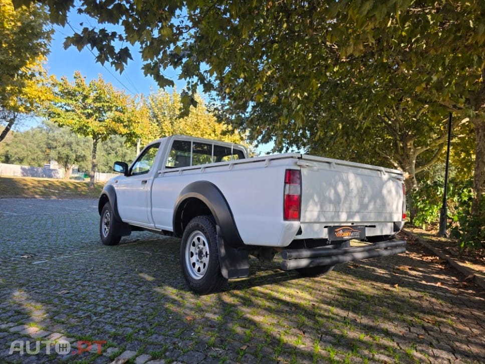 Nissan Pick Up 2.5 TD KC 4L