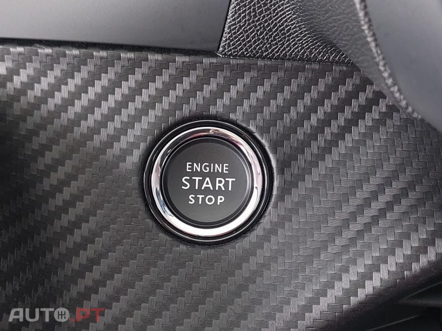 Peugeot E-208 50 kWh Active