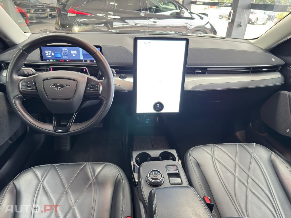 Ford Mustang Mach-E Premium AWD