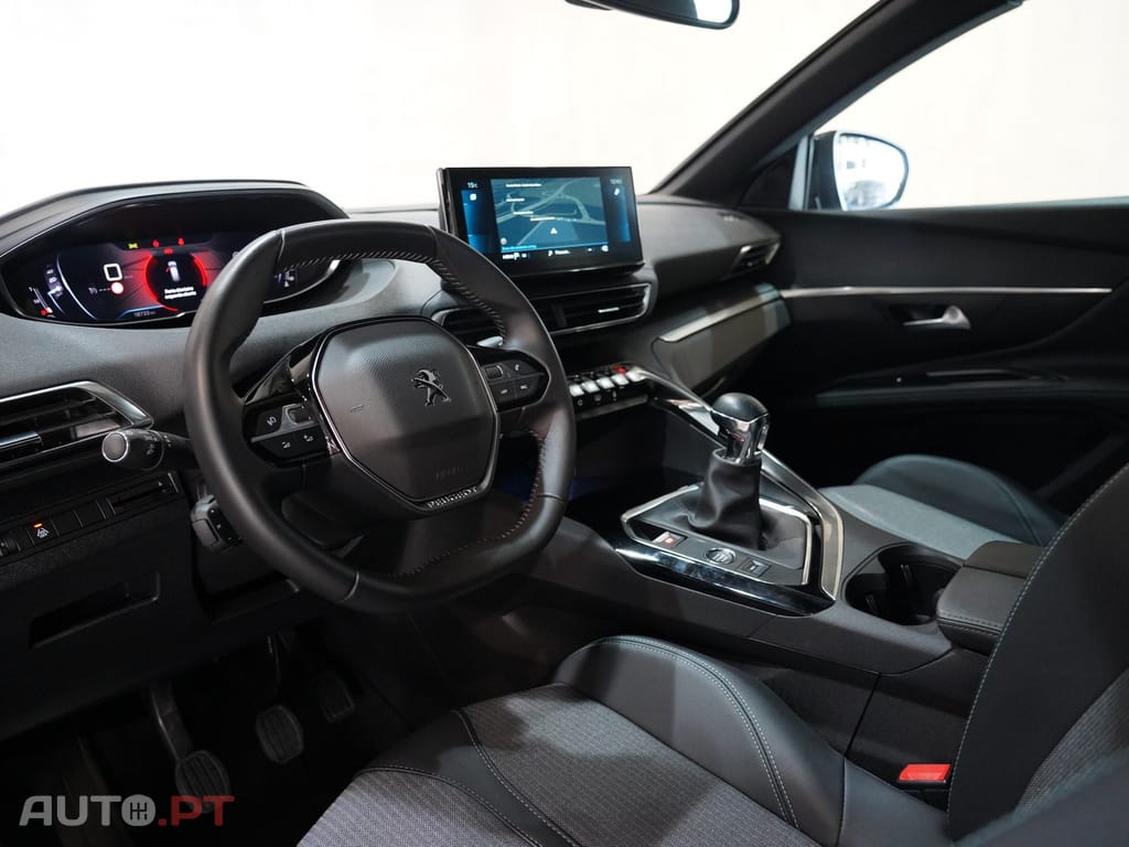 Peugeot 5008 1.2 PureTech Allure Pack