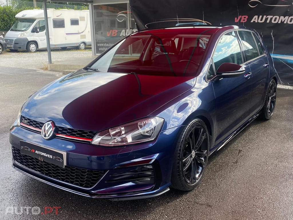 Volkswagen Golf 1.6 TDi BlueMotion Confortline