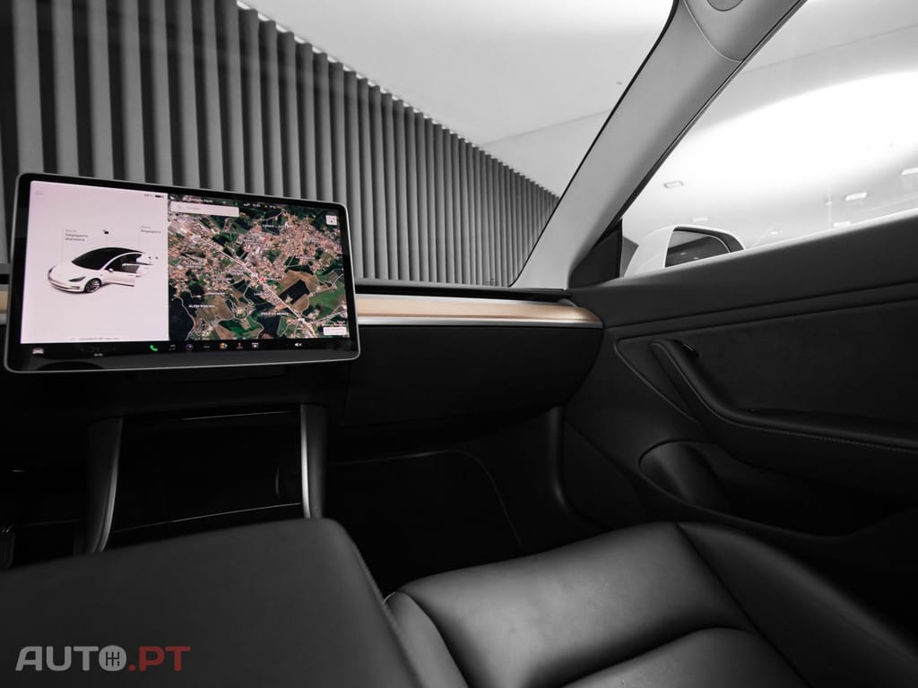 Tesla Model 3 Long Range AWD Dual Motor