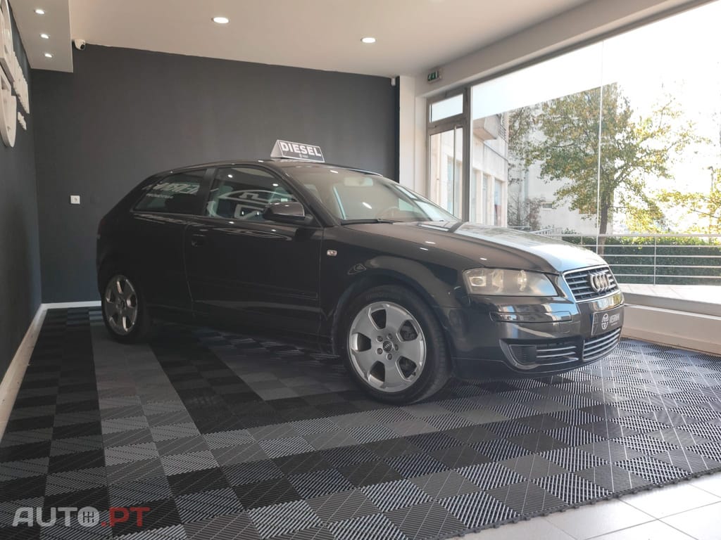 Audi A3 2.0TDI AMB (1DONO)