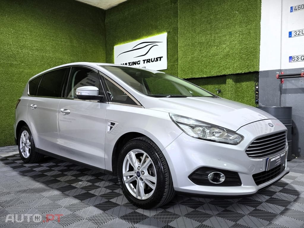 Ford S-Max 2.0 TDCi Titanium