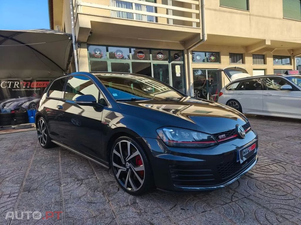 Volkswagen Golf  Gti Performance Bluemotion