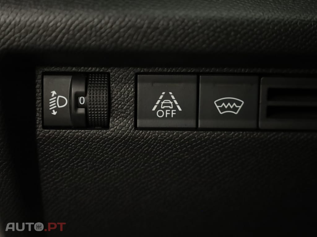 Citroen C4 C4 1.2 PureTech Plus EAT8