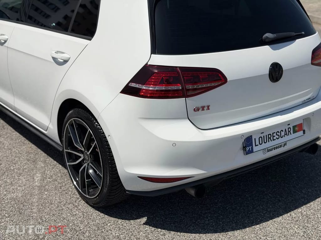 Volkswagen Golf 2.0 TSi GTi DSG Performance