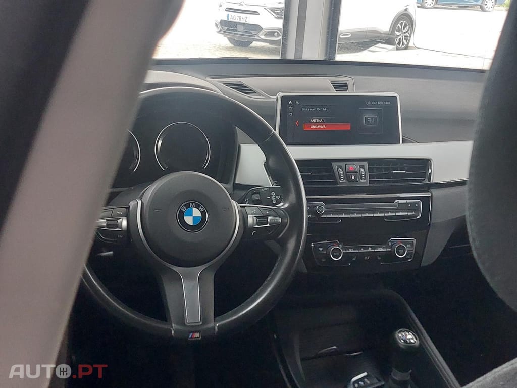 BMW X1 18 i sDrive Advantage