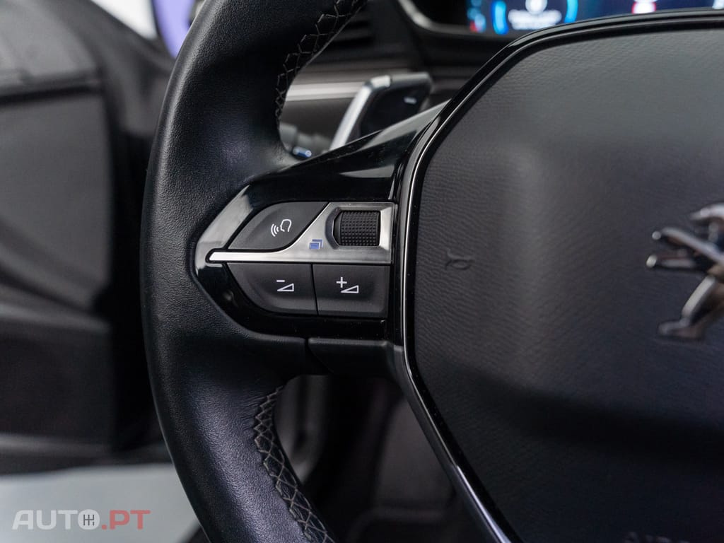 Peugeot 508 SW 1.6 Hybrid Allure e-EAT8 — fotografia 20