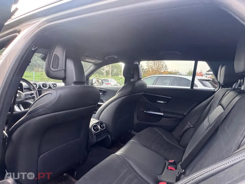Mercedes-Benz C 300 e AMG Line
