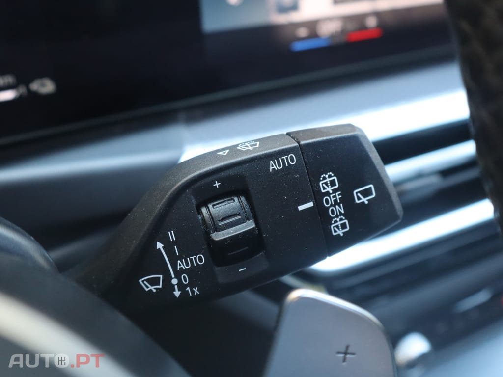 BMW 330 e Touring Pack M Auto