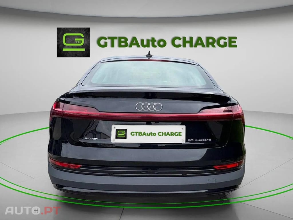 Audi E-Tron I.V.A DEDUTÍVEL 50 quattro