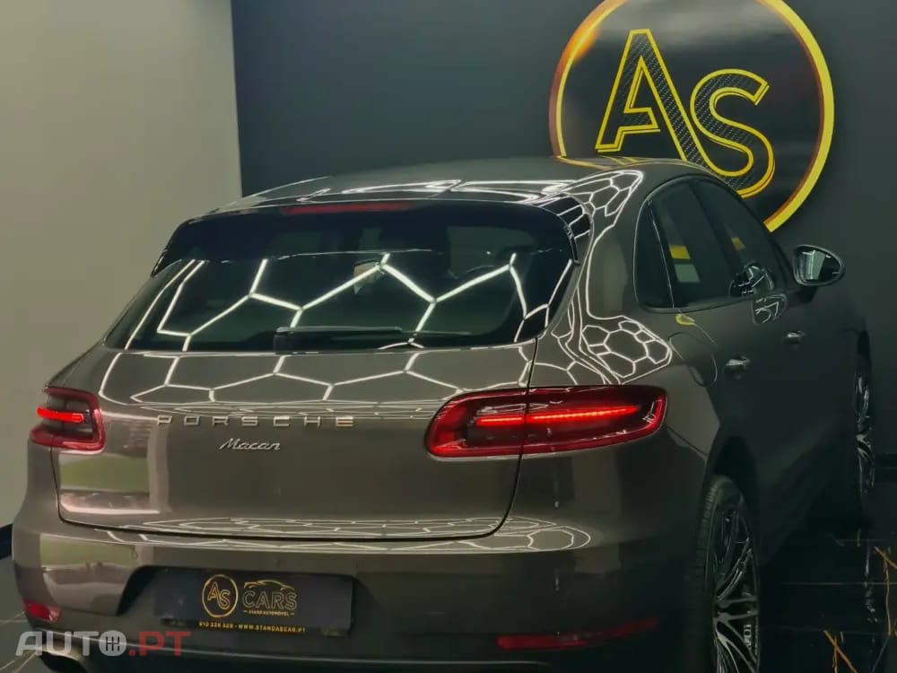 Porsche Macan PDK