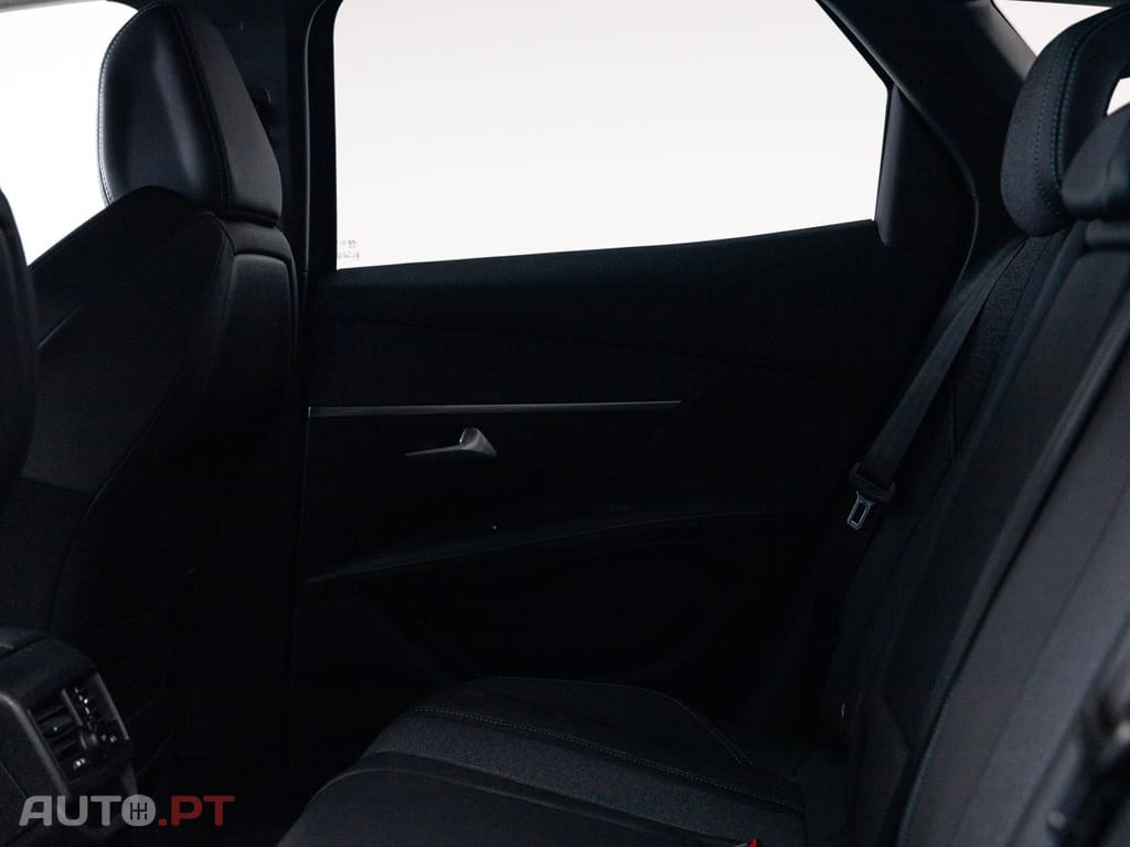 Peugeot 3008 1.5 BlueHDi Allure EAT8