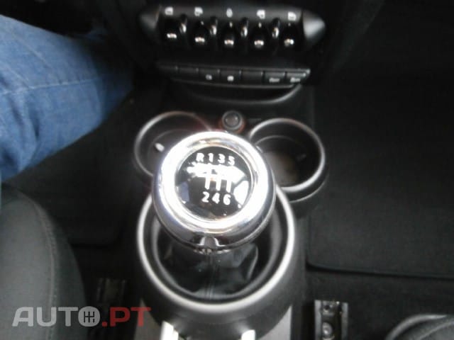 MINI Countryman One D