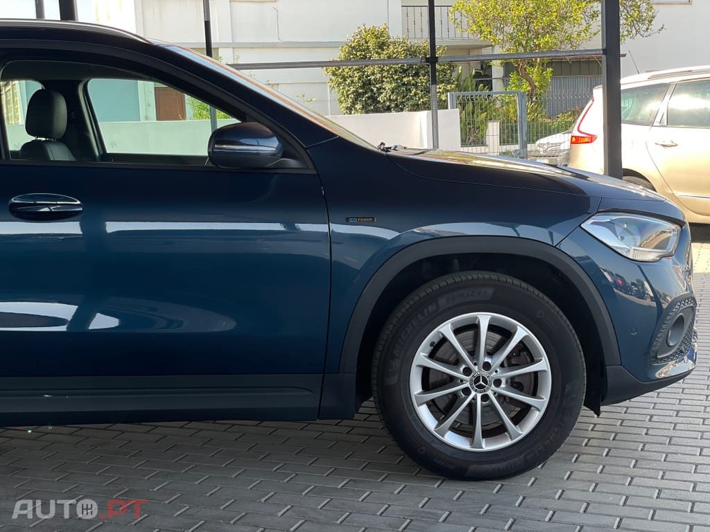 Mercedes-Benz GLA 250 e Progressive