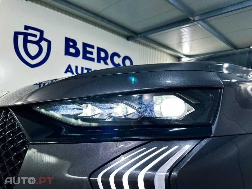 DS DS7 Crossback E-Tense Performance Line EAT8