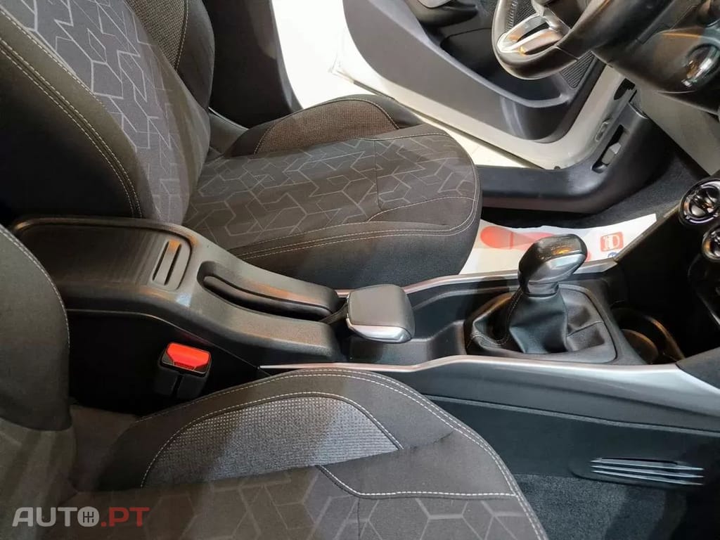 Peugeot 2008 1.2 PureTech Style