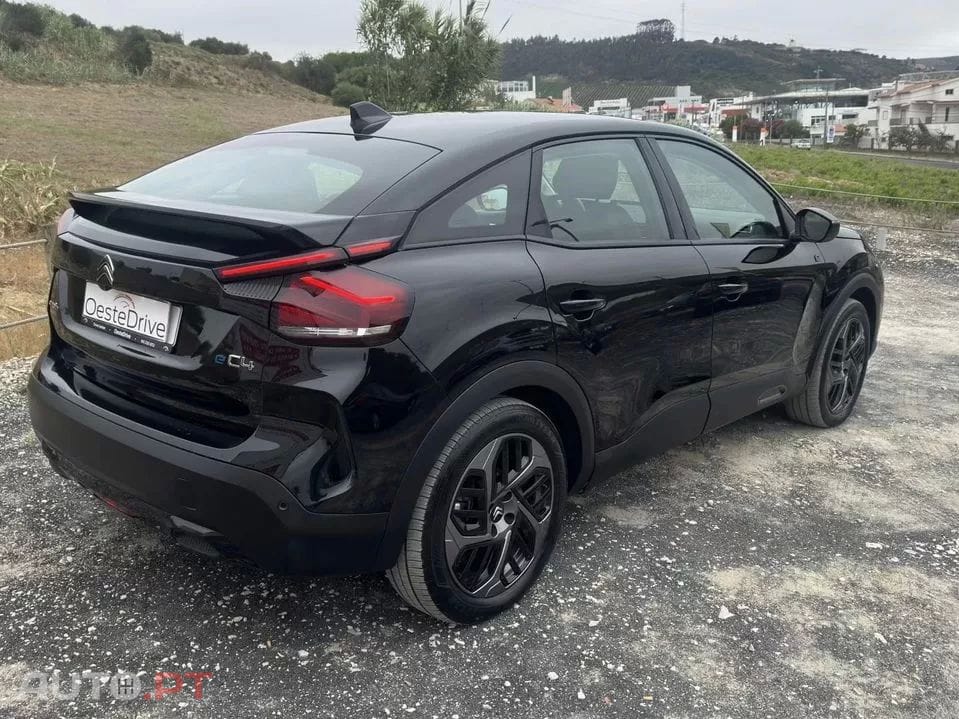 Citroën e-C4 50 kWh Plus — fotografia 5