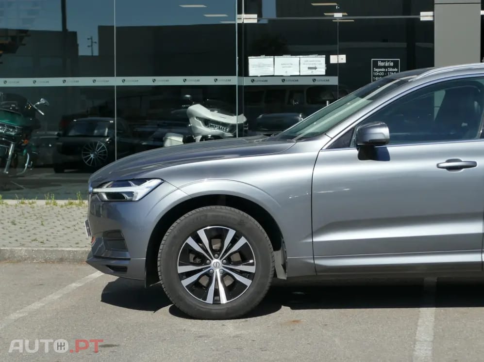 Volvo XC60 2.0 D4 Momentum Geartronic