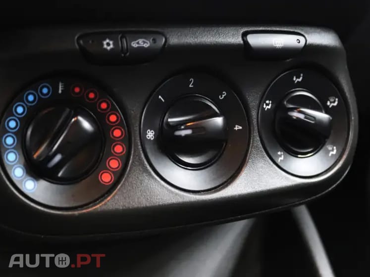 Opel Corsa 1.3 CDTi innovation