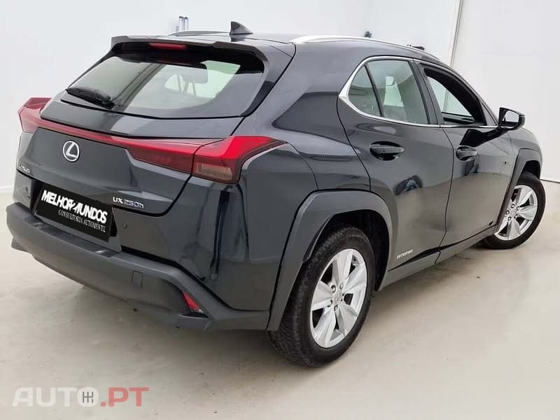Lexus UX Aut