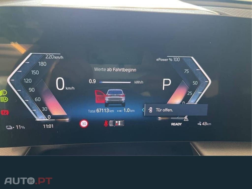 BMW iX1 xDrive30