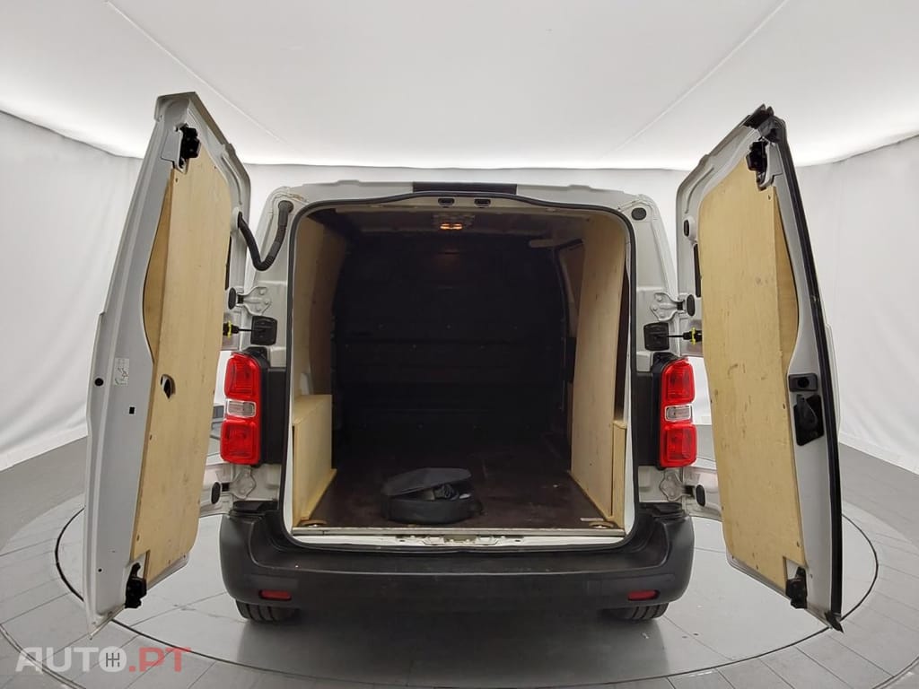 Peugeot E-Expert 75 kWh Standard