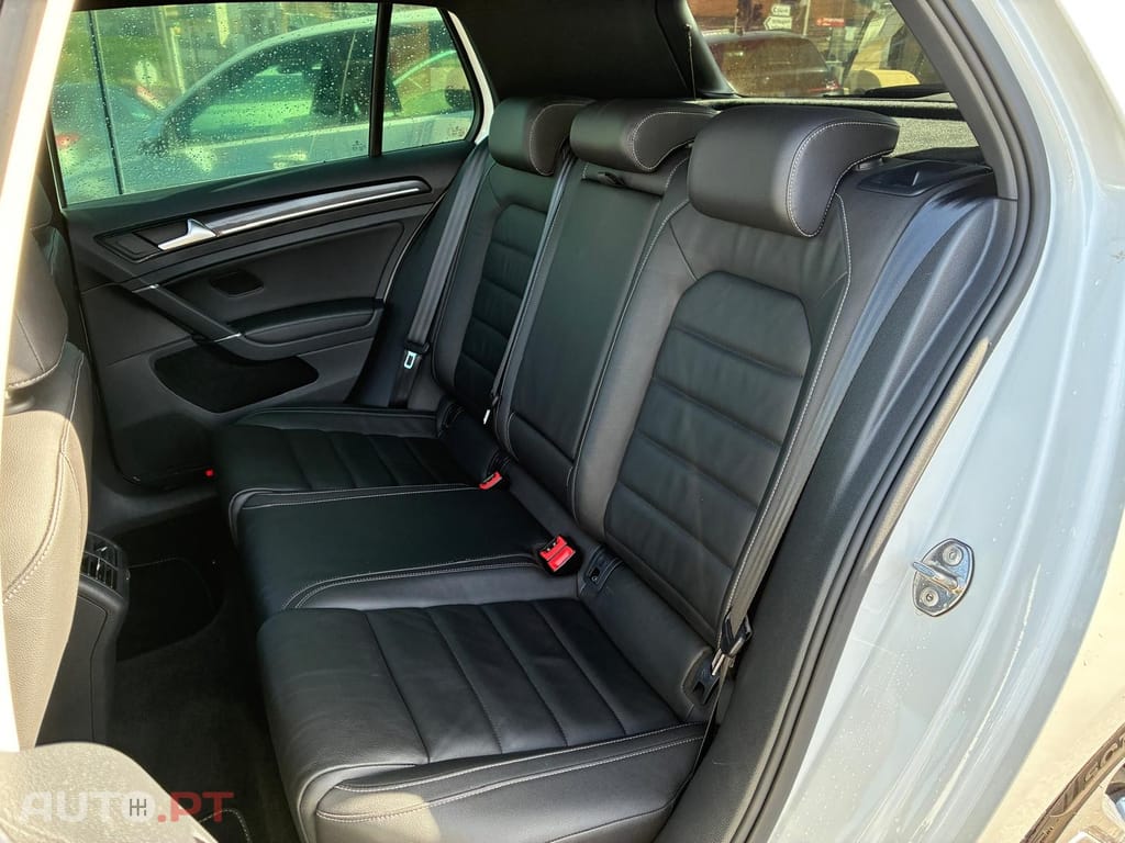 Volkswagen Golf 2.0 TSi R DSG