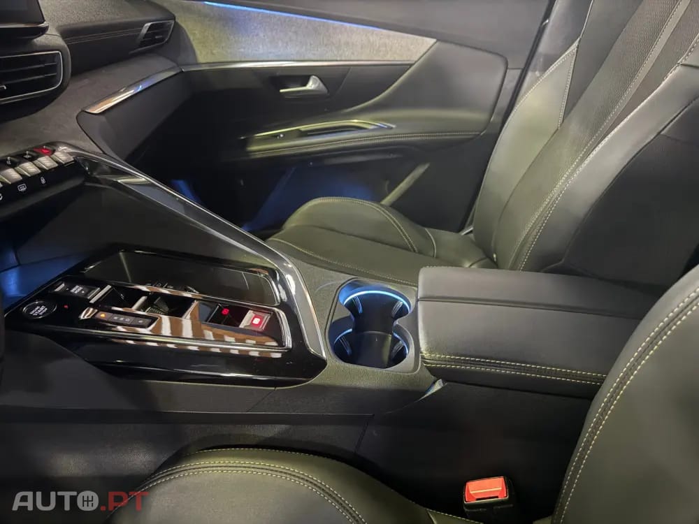 Peugeot 3008 1.6 Hybrid GT Pack e-EAT8