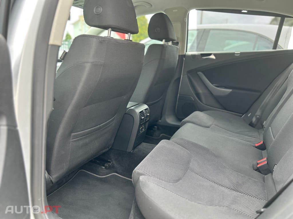 Volkswagen Passat 2.0TDi Trendline Pack