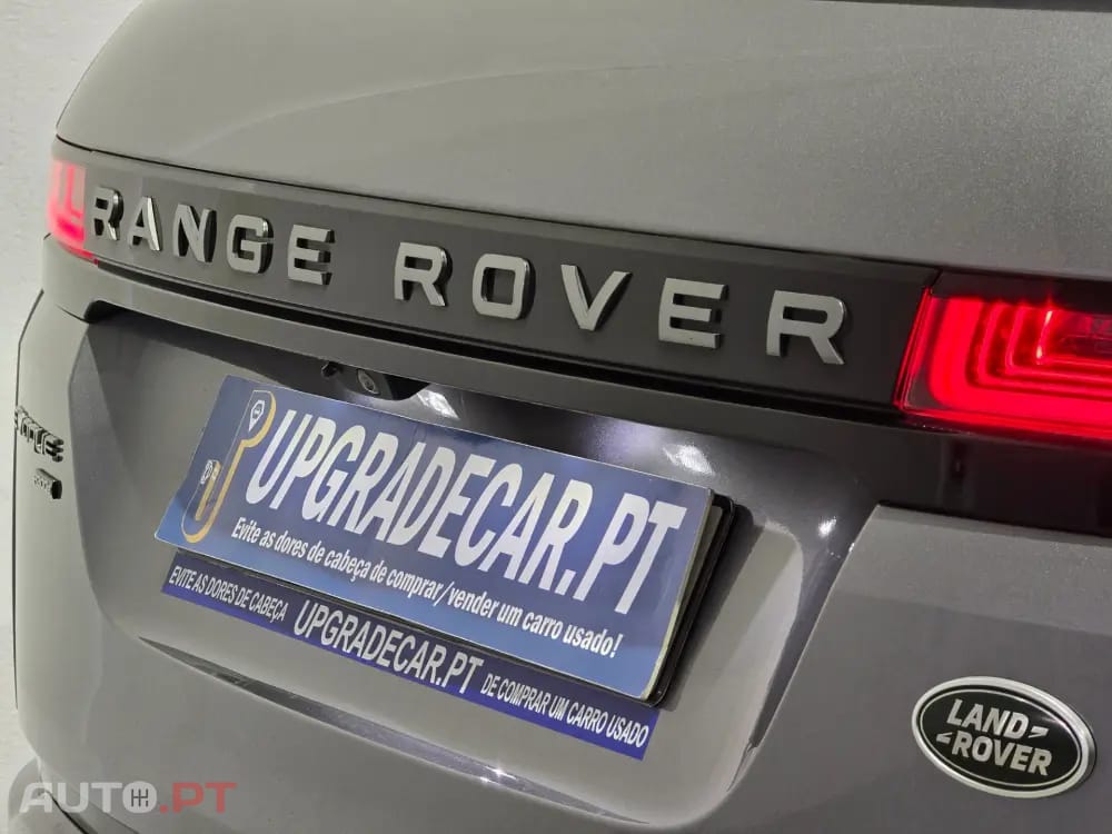 Land Rover Evoque P300e R-Dynamic