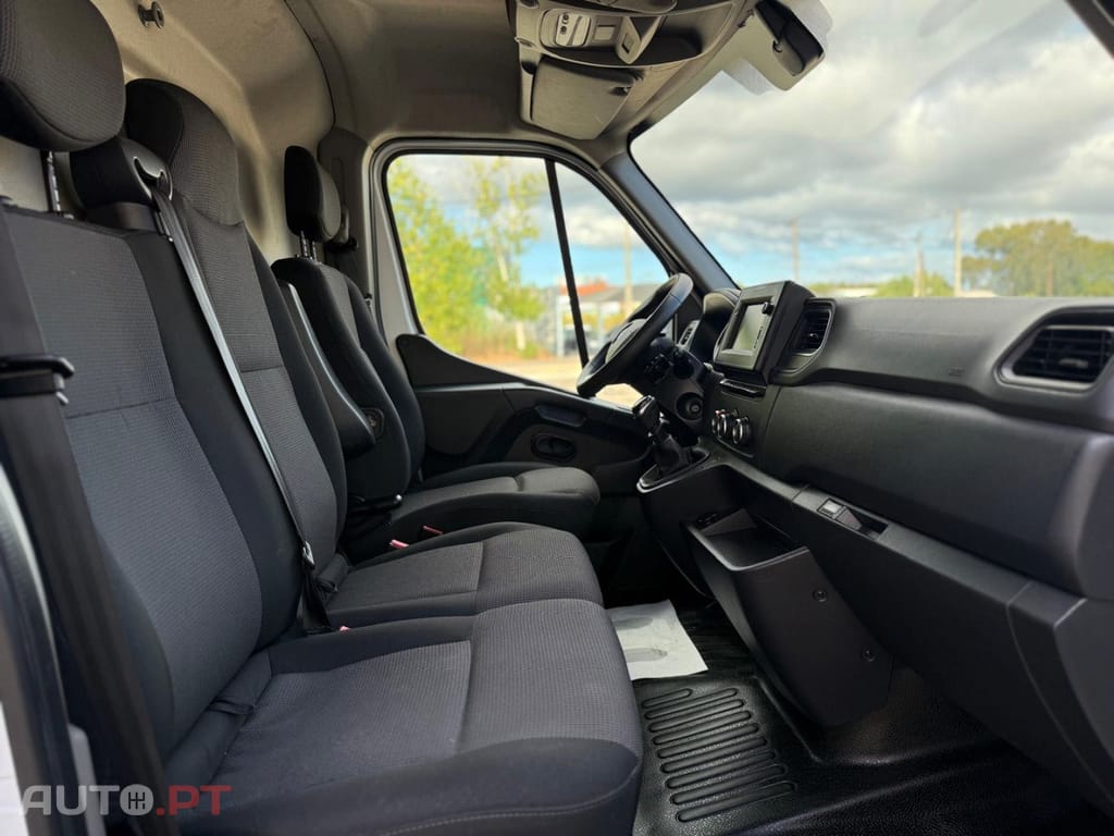 Renault Master 2.3 dCi 100.33 L2H2